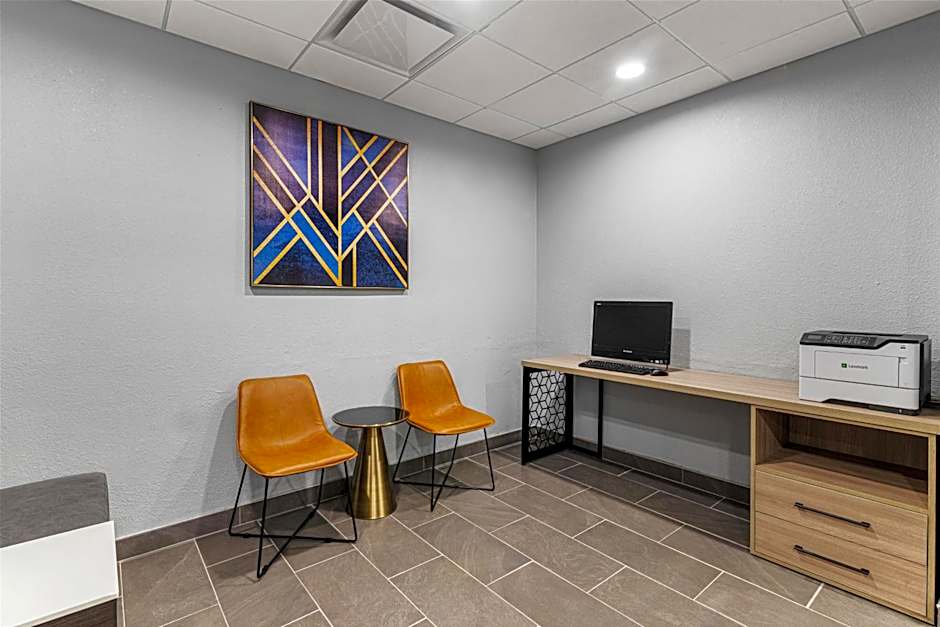 Best Western Plus Savannah Gateway