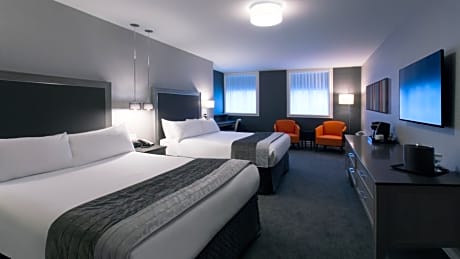 SUPERIOR, QUEEN BED
