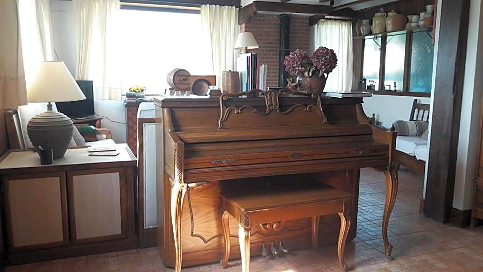 Kanpoeder - Adults Only