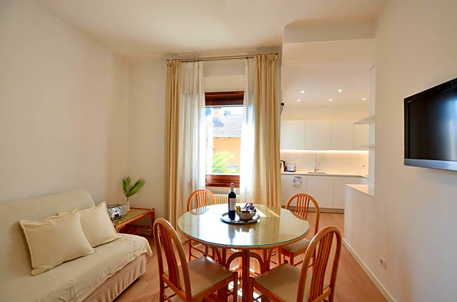 Villa Phoenix - Lake Apartments