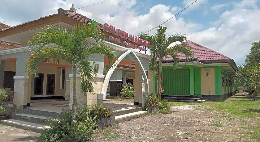 Capital O 93391 Golden Manggis Hotel Near SMKN 1 Lingsar