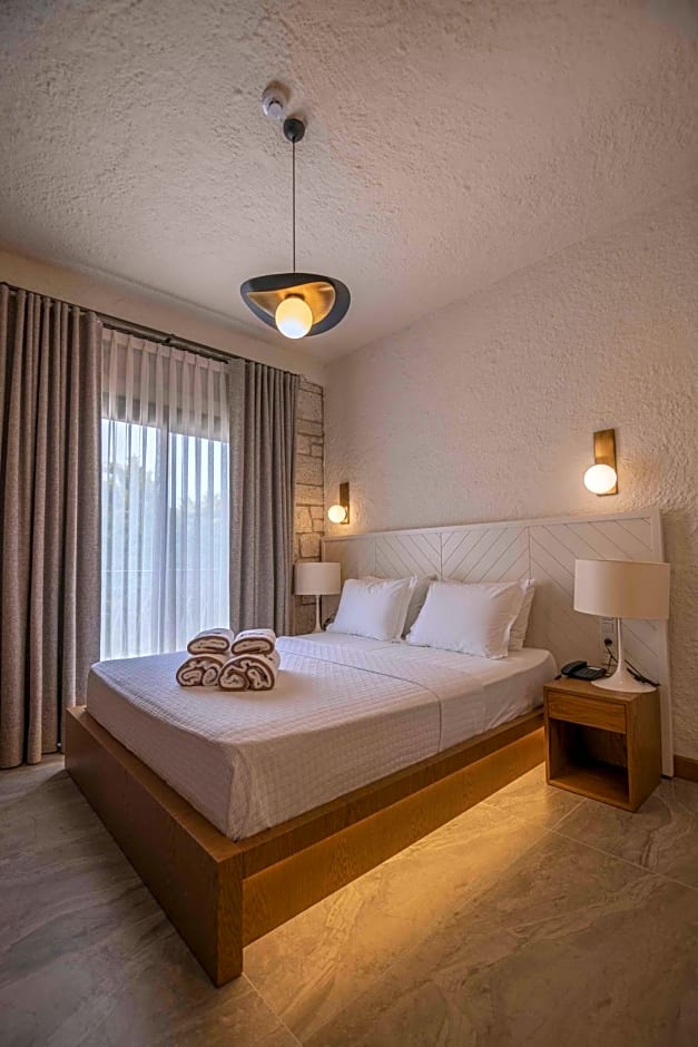 June Alaçatı Adult Only