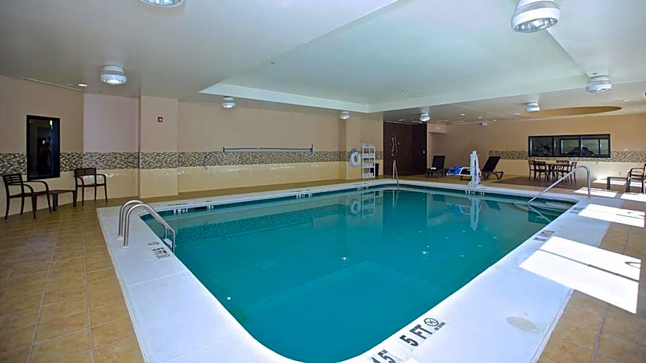 Holiday Inn Express and Suites Atlanta NE - Duluth By IHG