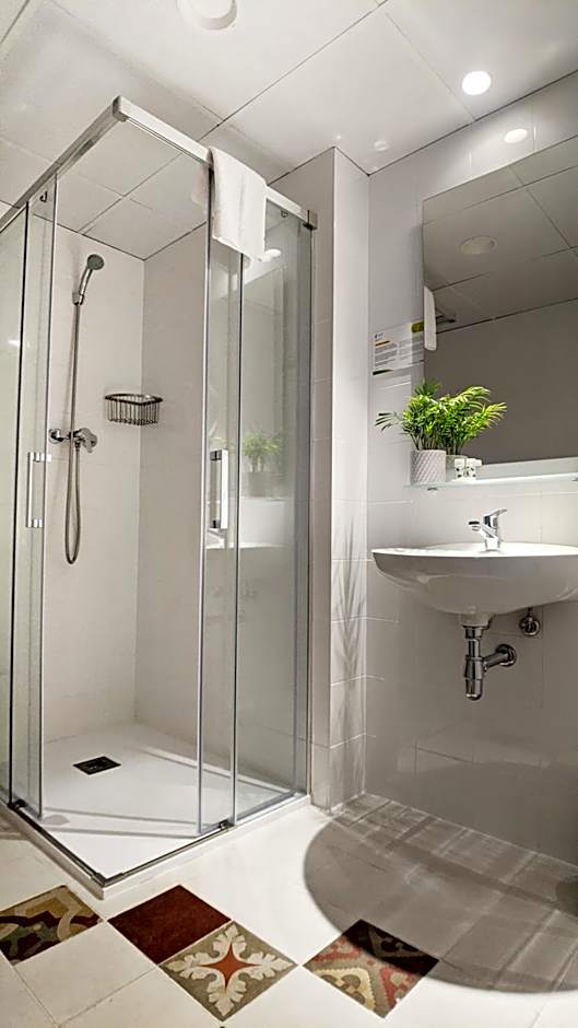 Original Domino House