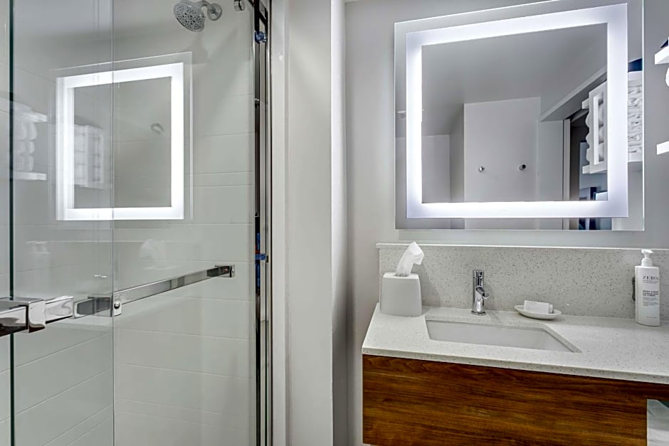 Hampton Inn By Hilton Houston-Pearland
