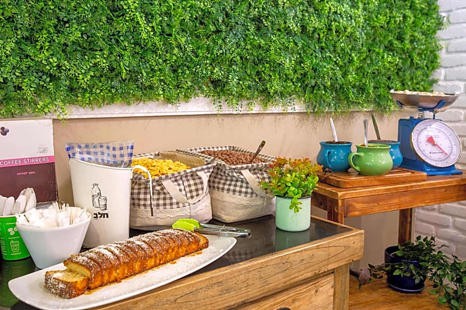 Kibbutz Malkiya Travel Hotel