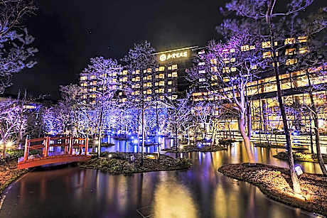 Yamashiro Onsen Miyabi no Yado Kaga Hyakumangoku