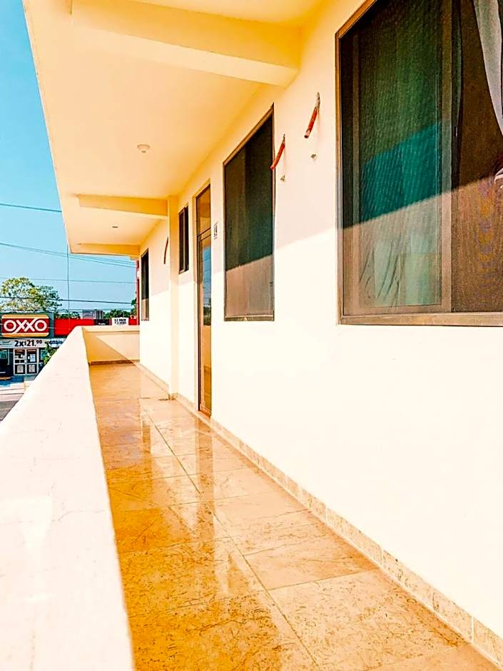 Hotel Sociedad y Maristas