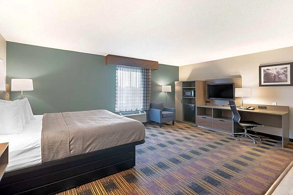 Quality Inn Newton at I-80