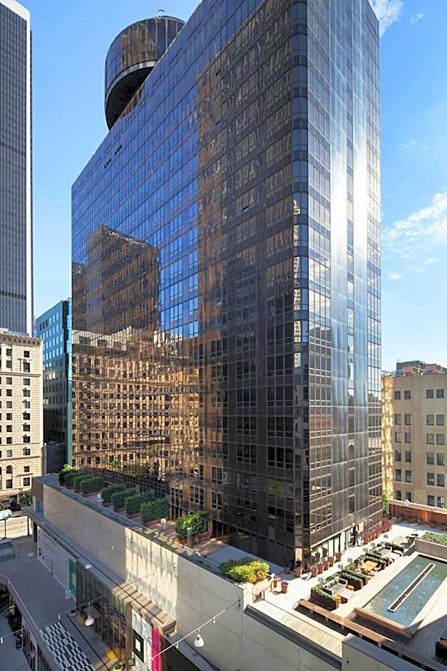 Sheraton Grand Los Angeles