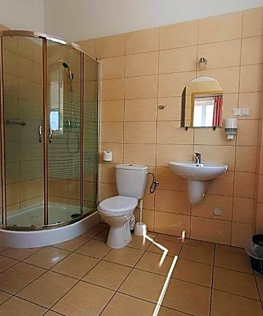 Triple Room with Shared Bathroom