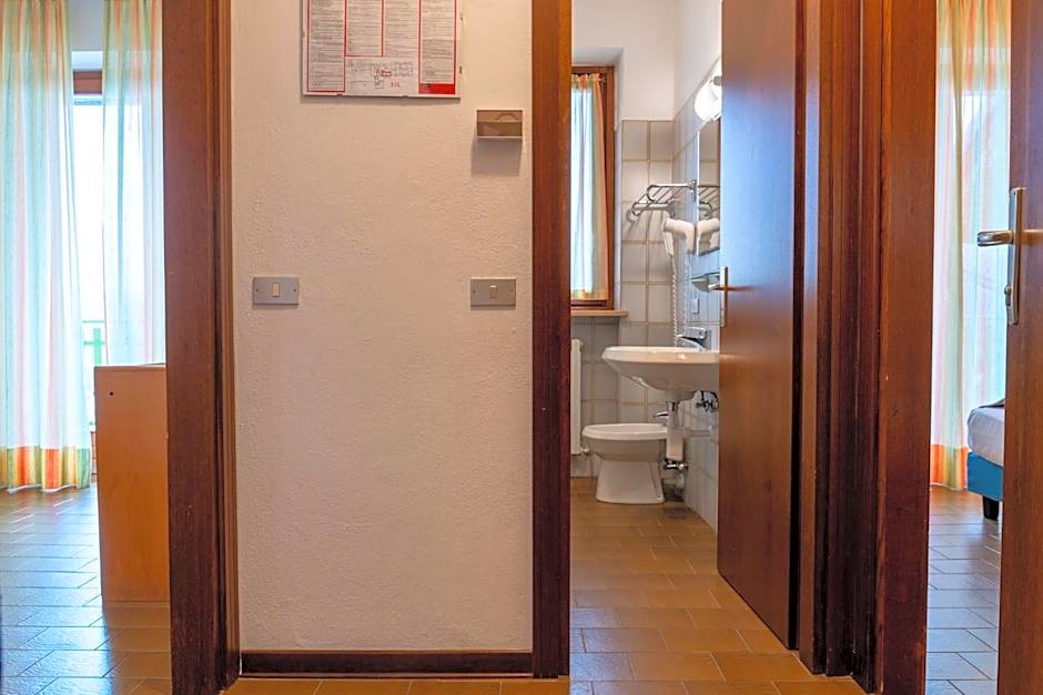 Hotel Costaverde "ai Roni"