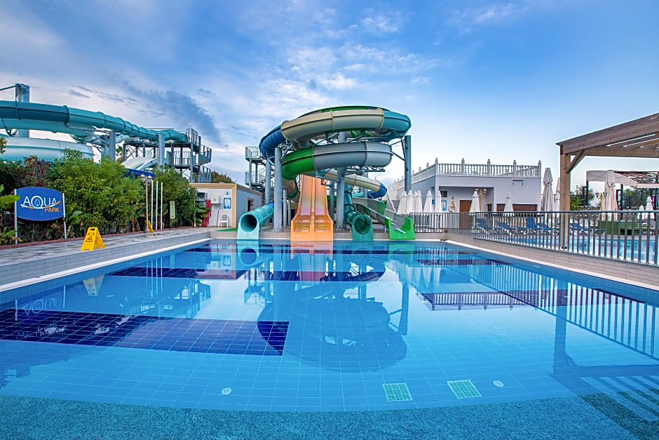 J'Adore Deluxe Hotel & Spa