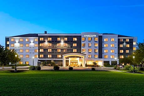 Courtyard by Marriott Lancaster