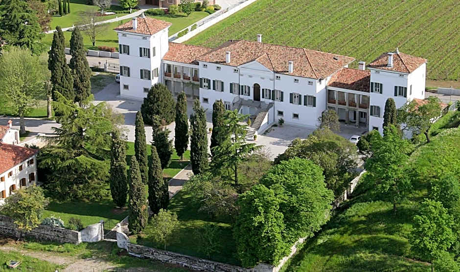Photo 1 of 45 of Villa Dragoni