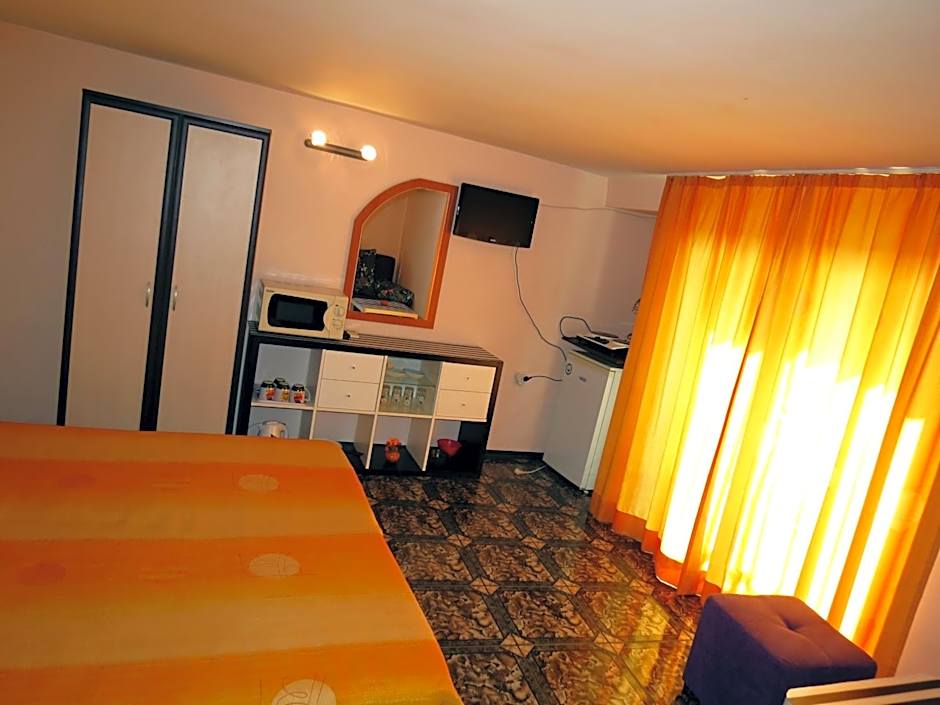 Family Hotel Lebed