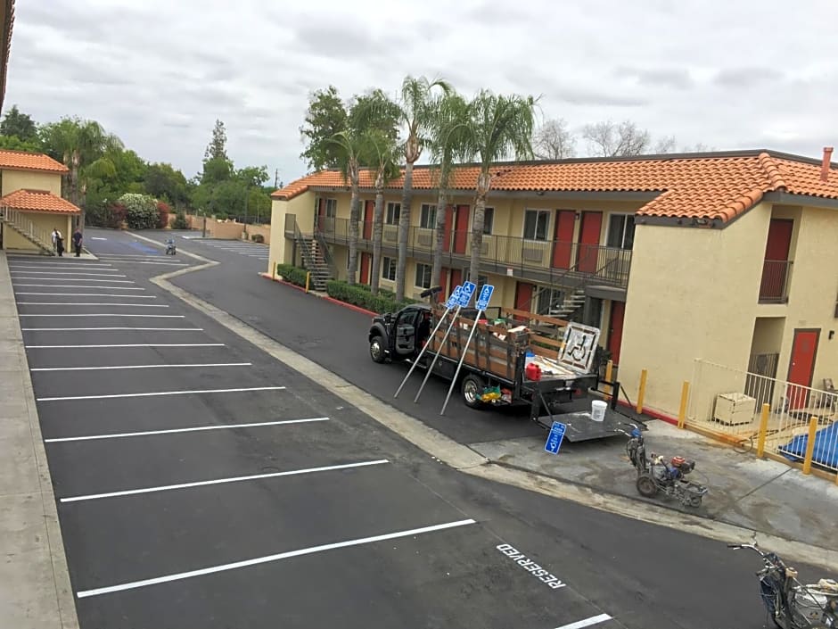 Econo Lodge