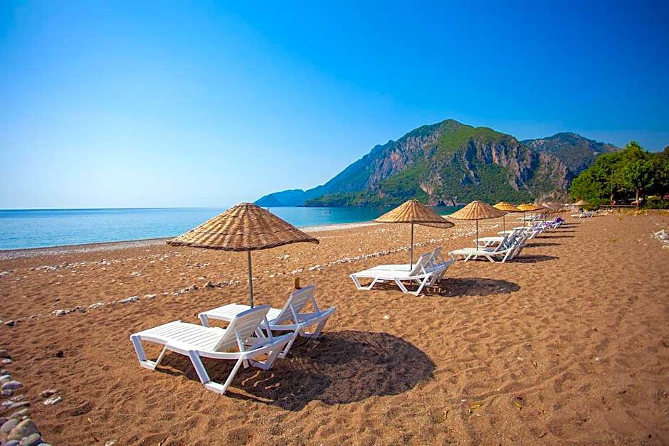 Baris Pension & Bungalows