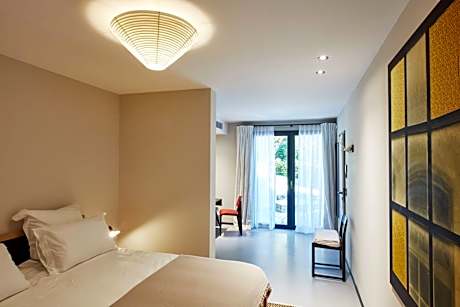 King Room with Garden View