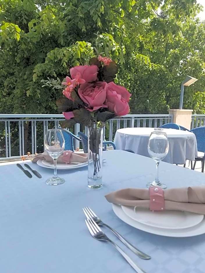 Sofia Hotel - All Inclusive & Private Beach