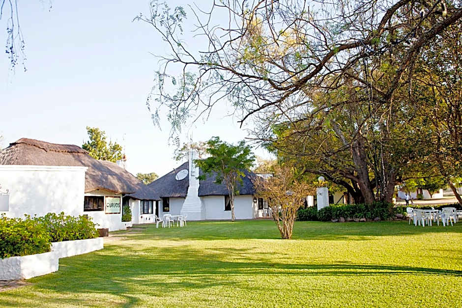 Lalapanzi Hotel & Conference Centre