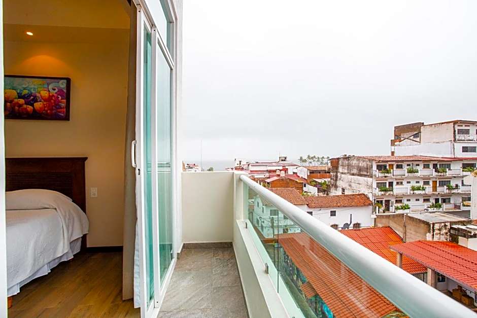 BLAZE Hotel & Suites Puerto Vallarta