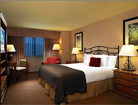 Deluxe Room - Bed Type Assigned at Check-In