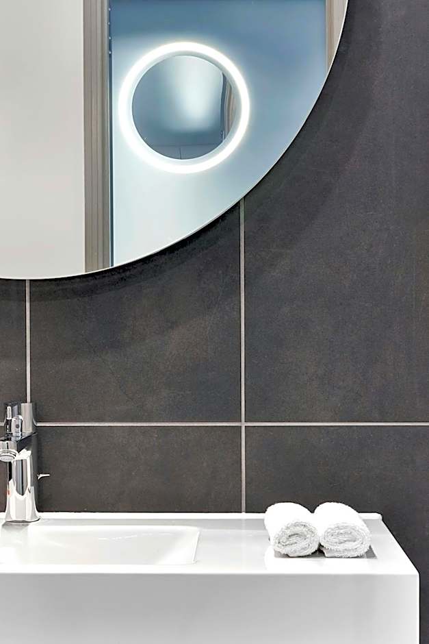 Le Meridien Paris Arc De Triomphe