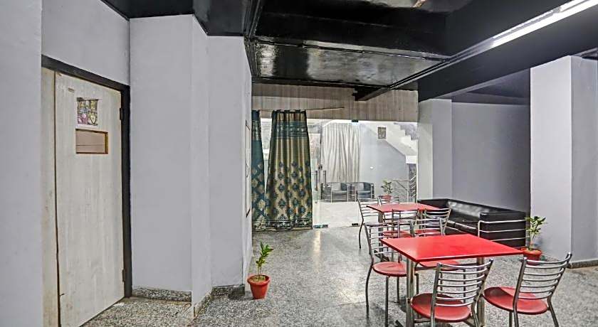 Hotel O The Signature Hotel Near Iskcon Temple Noida