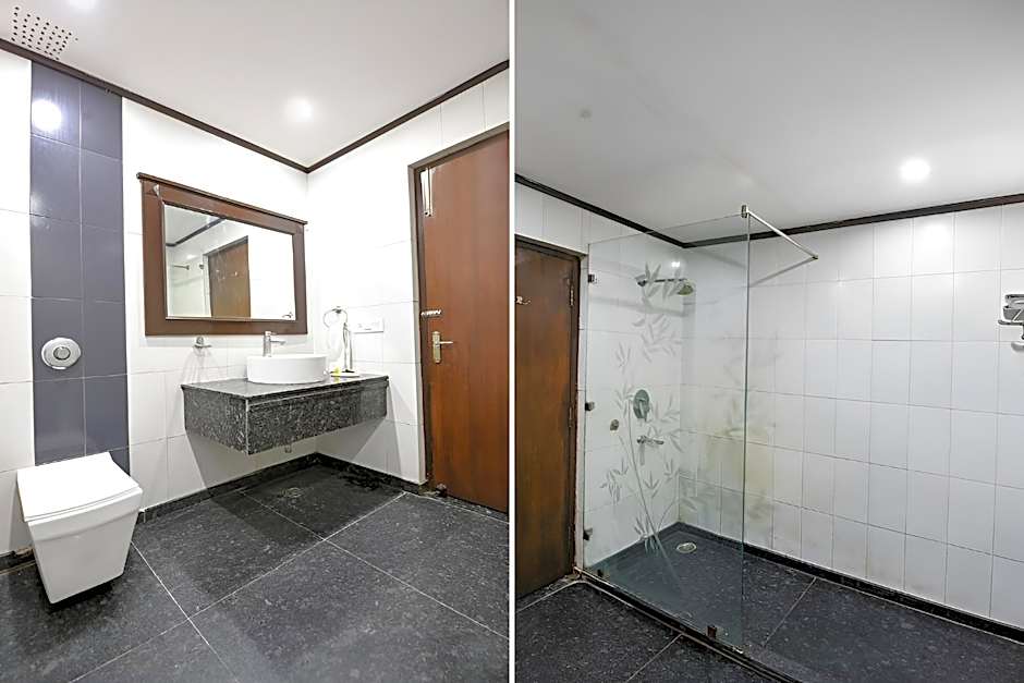 Siris 18 Hotel Gurgaon