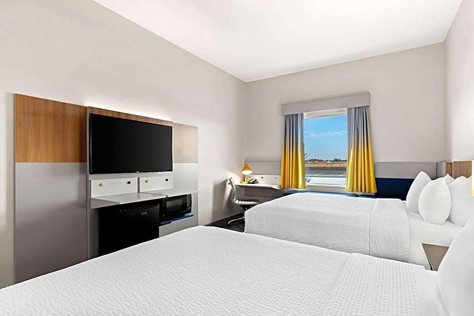 Holiday Inn Express And Suites George Quincy South