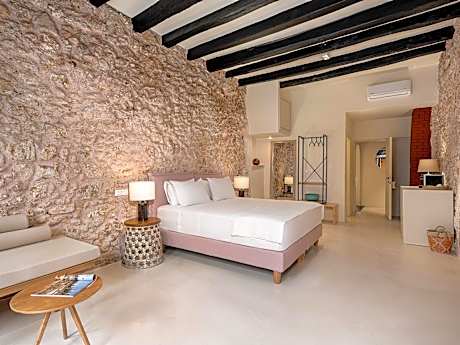 Triple Room with Balcony