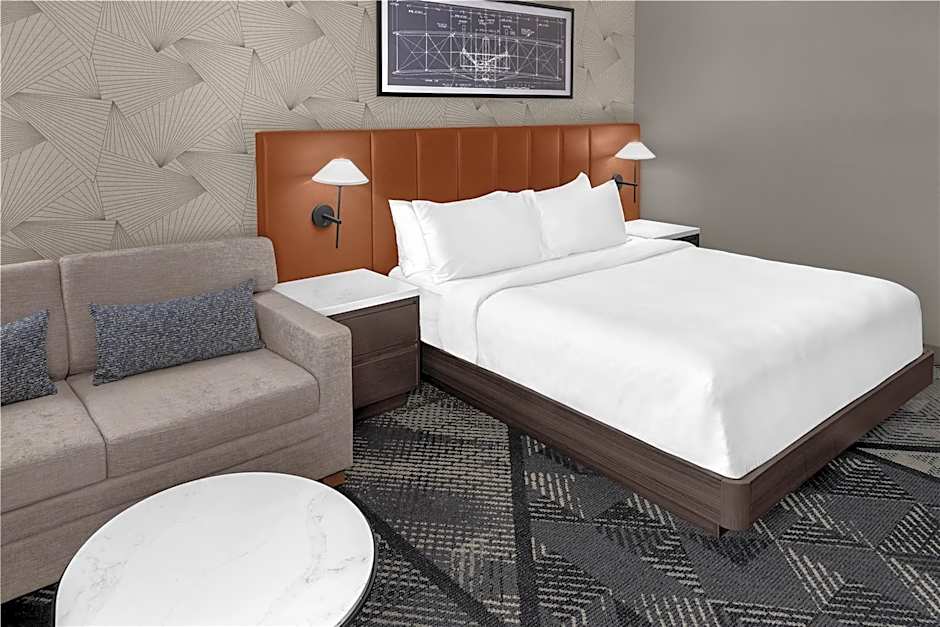 DoubleTree by Hilton Dayton Fairborn