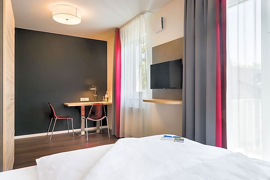 Signature East Hotel Apartment