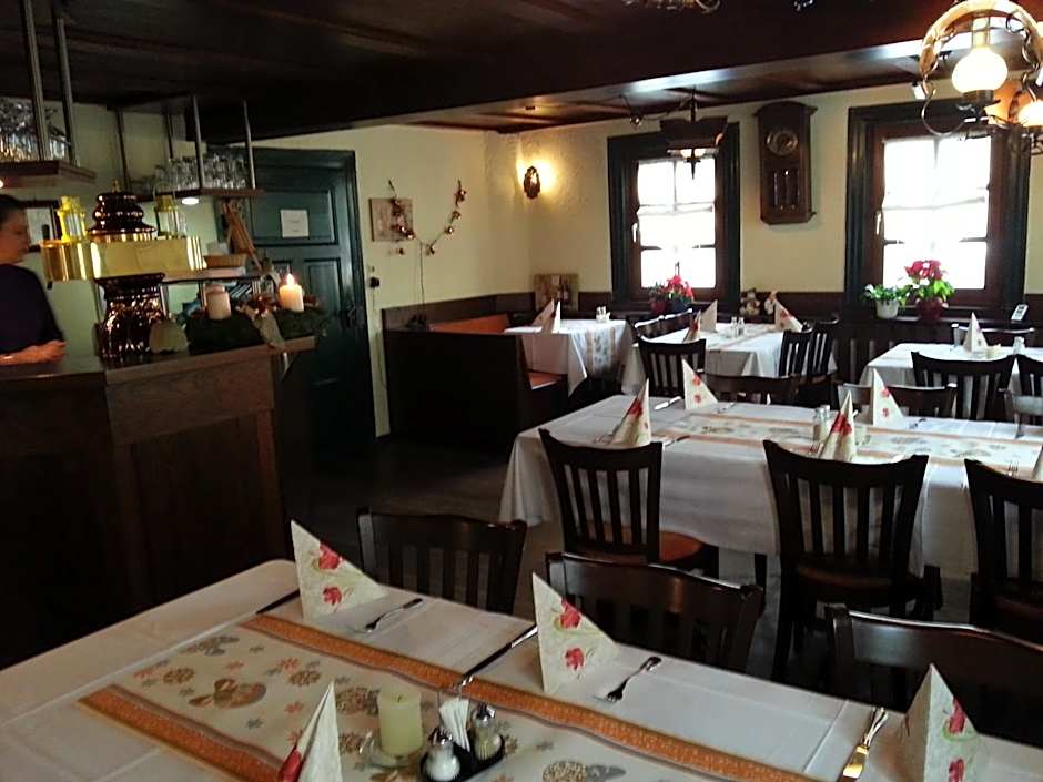 Adler Gaststube Hotel Biergarten