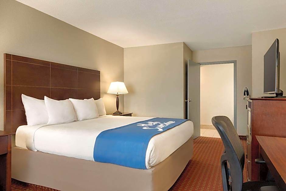 Days Inn by Wyndham Whitmore Lake