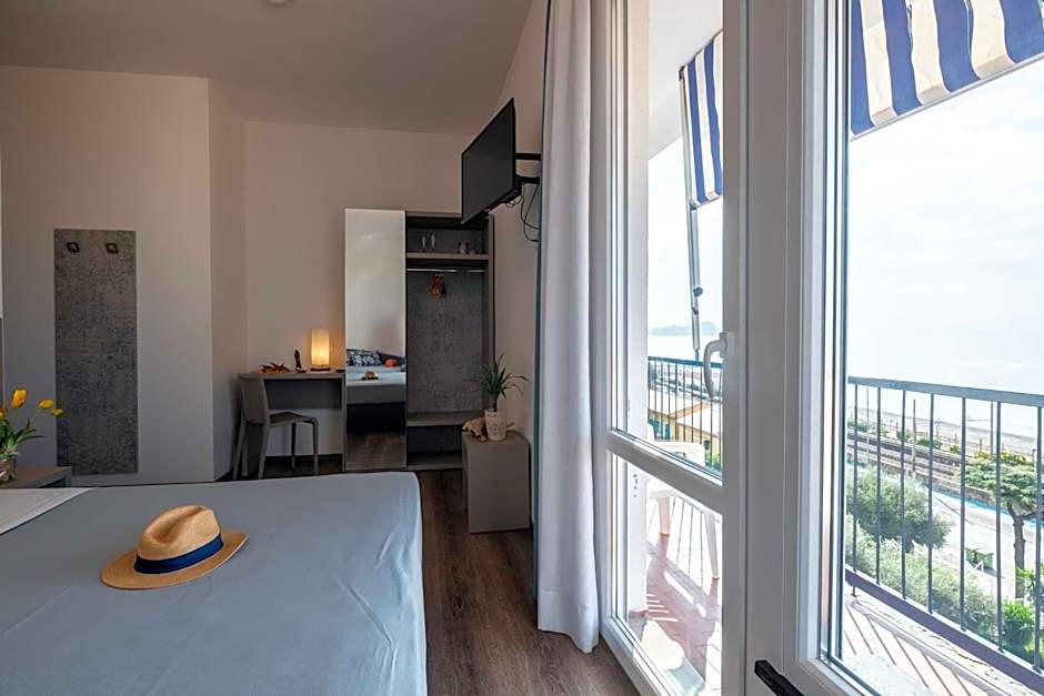 Real Park Hotel