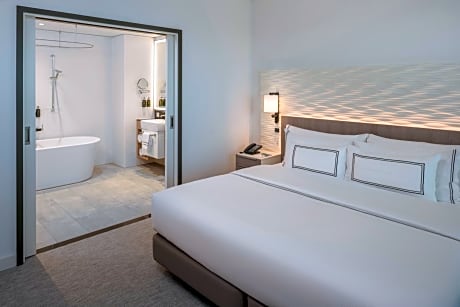 The Level Master Suite