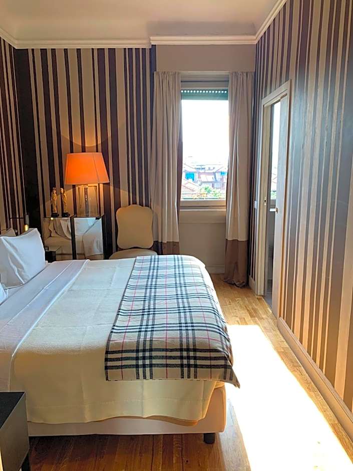 Pattini Guest House