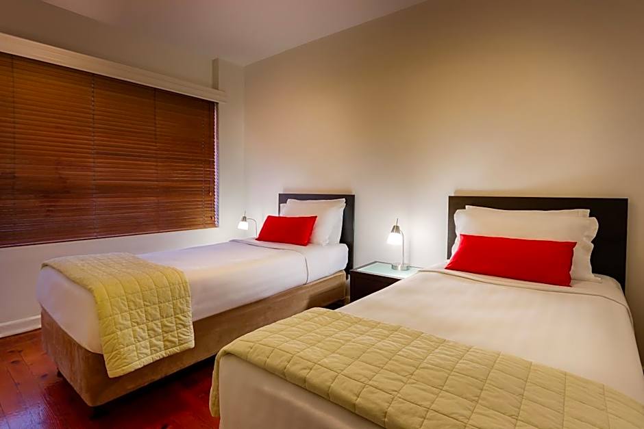 Crest On Barkly Serviced Apartments