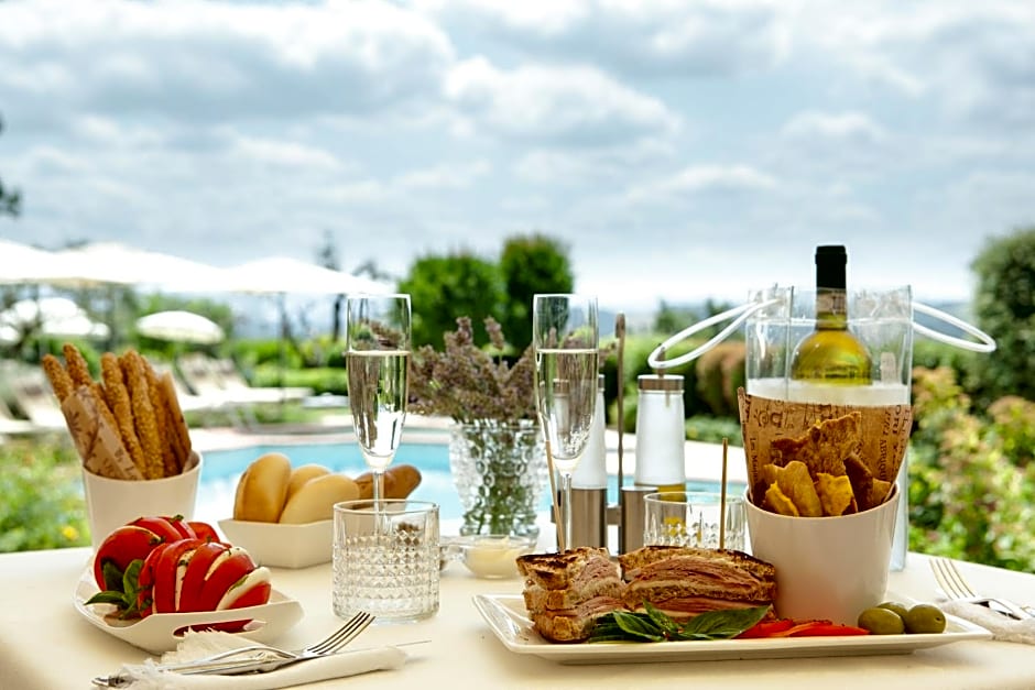 Relais Santa Chiara Hotel