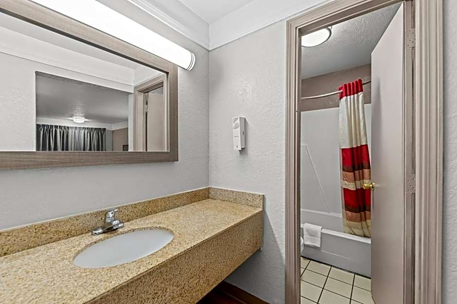 Red Roof Inn Ardmore