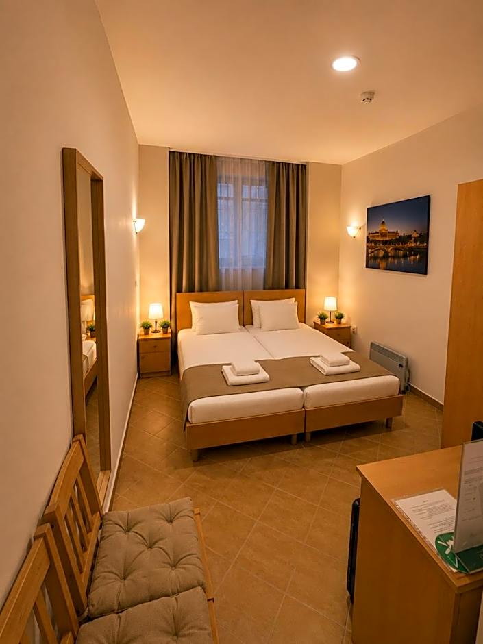 Esprit Hotel