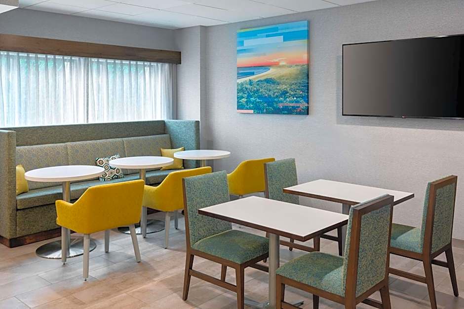 Hampton Inn By Hilton Coventry-Warwick Area