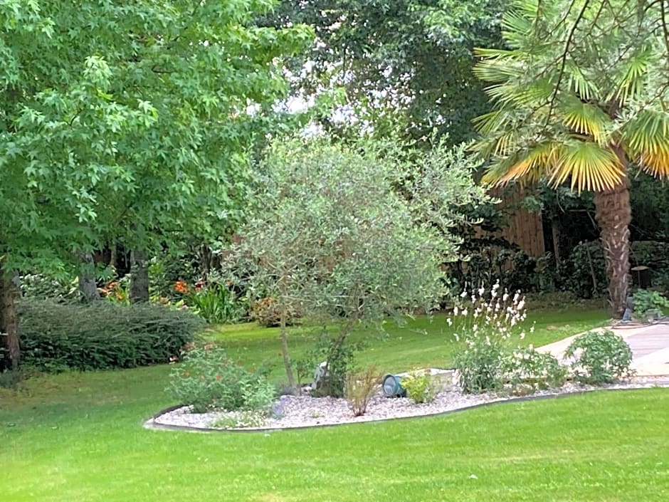 Residence Labrege T2Duplex Spa Piscine
