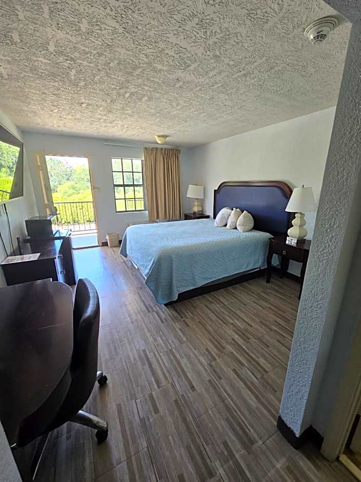 Best Price Motel & Suites