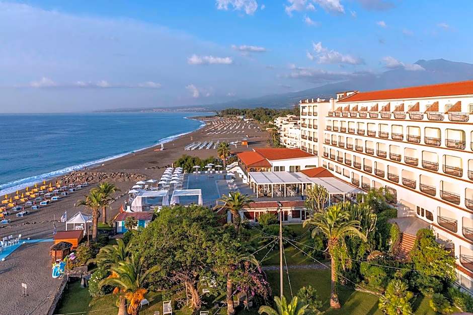 Delta Hotels by Marriott Giardini Naxos