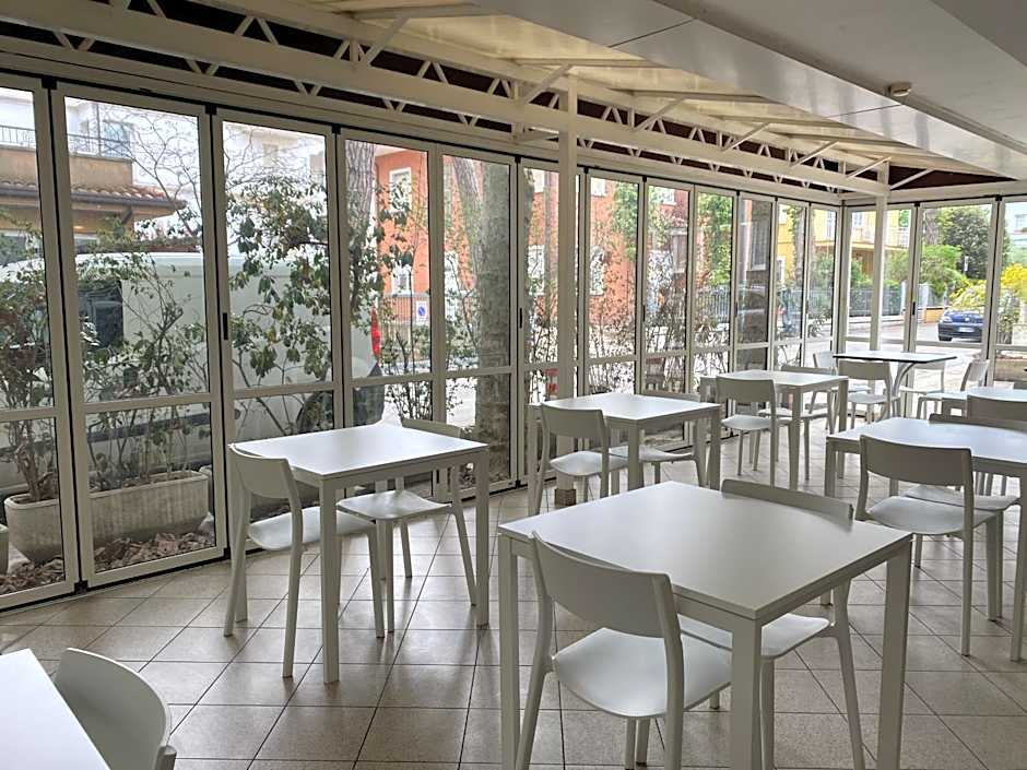 Hotel Modenese