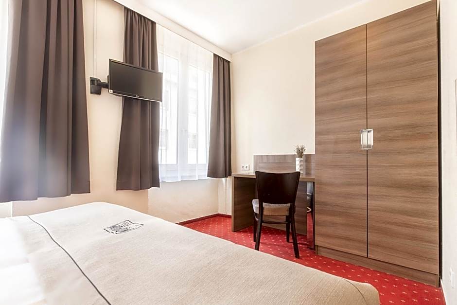 Hotel Leonet