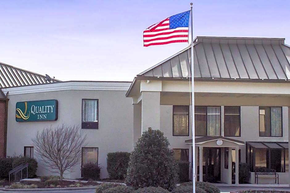 Quality Inn & Suites Wilson I-95
